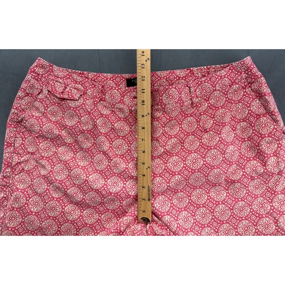 Talbots Womens 20W Pink White Geometric Print Stretch Shorts Colorful Classic - Picture 7 of 8